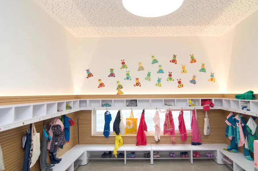 Kindergarten und Krabbelstube Eggelsberg - Garderobe